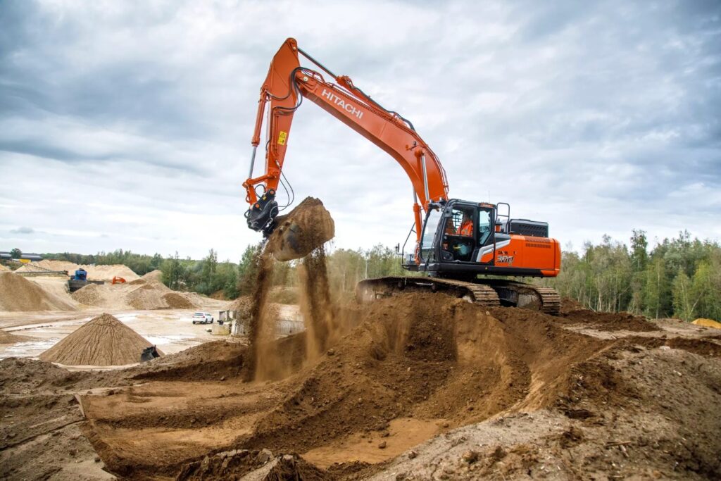 Hitachi con motor tier 4 en Colombia - 02