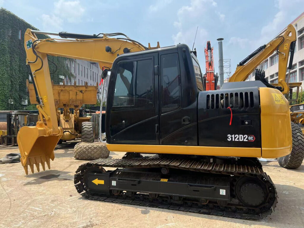 cat 312d2 excavadora