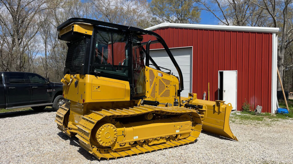 Bulldozer D3 CAT