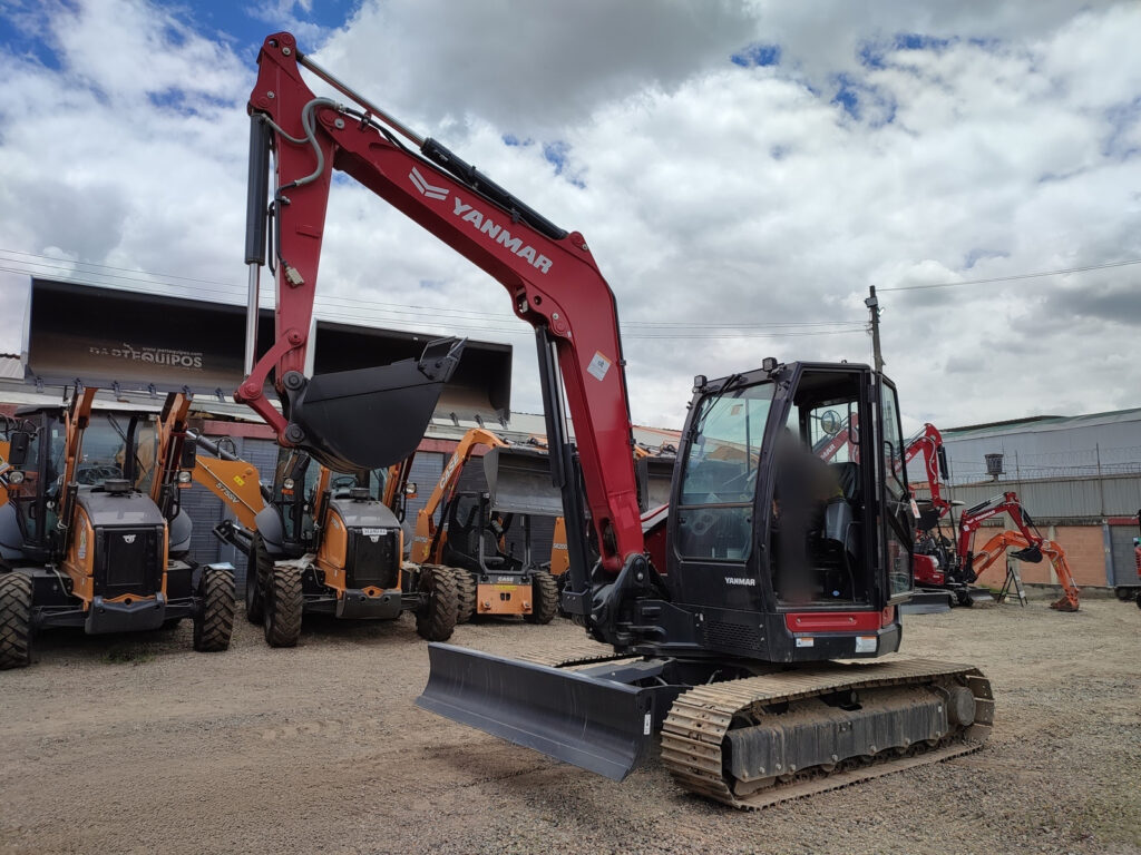 miniexcavadora Yanmar distribuida por Partequipos en Colombia 001