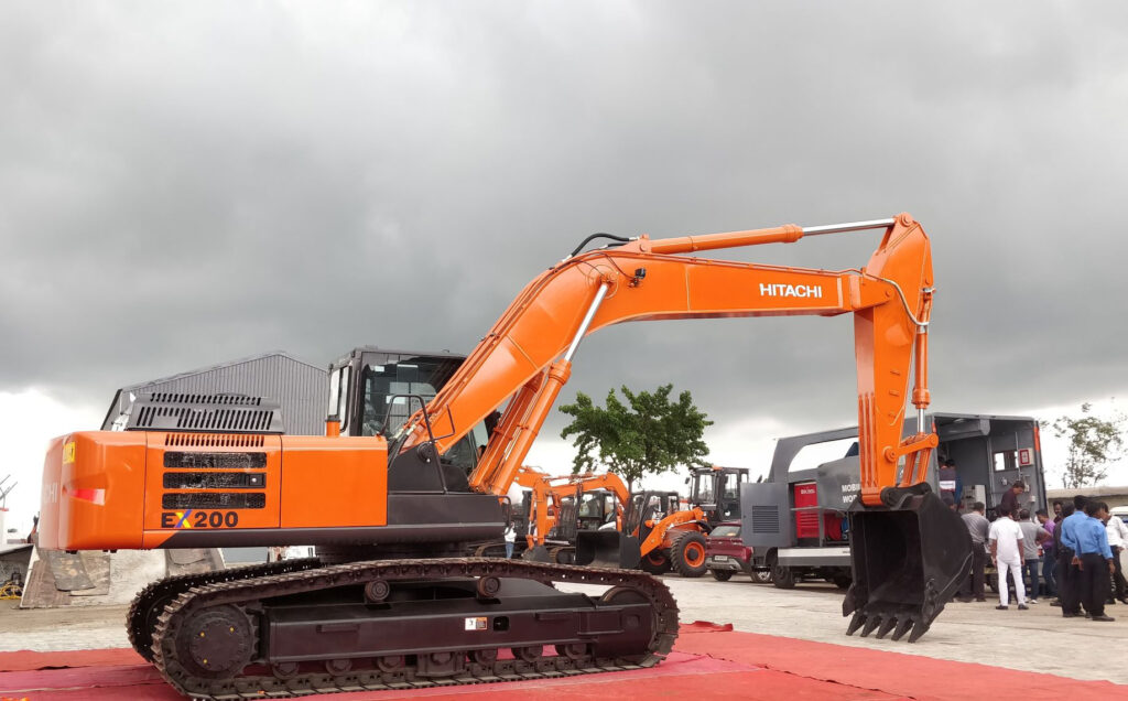 excavadora hitachi ex200