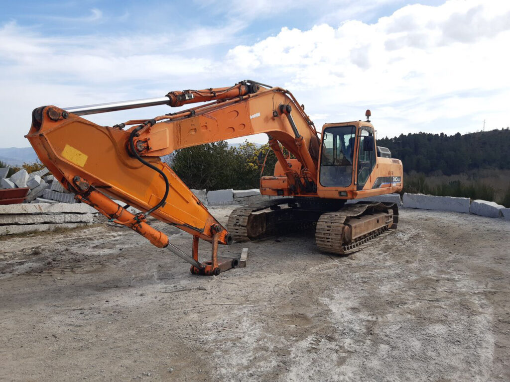 excavadora doosan 340lcv