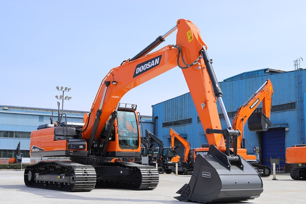excavadora doosan dx220lca-2