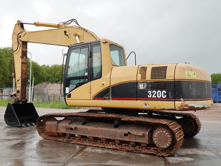 excavadora CAT 320c