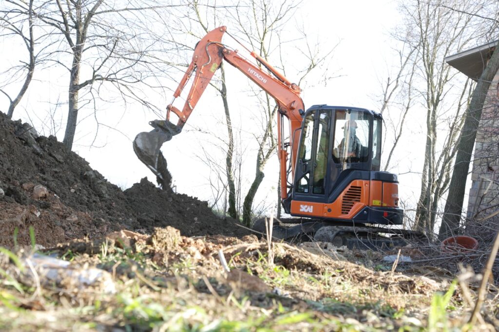 miniexcavadora hitachi zx50u-2