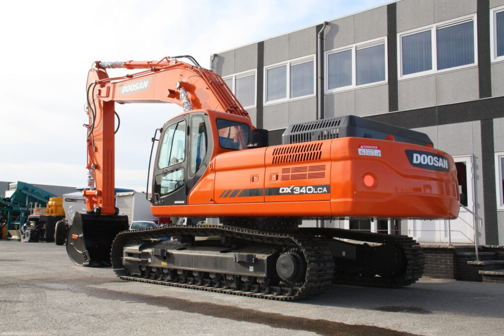 excavadora doosan dx340lca