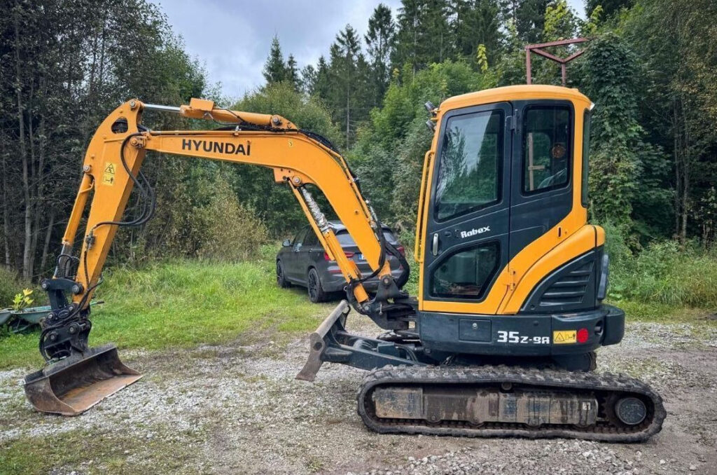 miniexcavadora hyundai R35Z-7