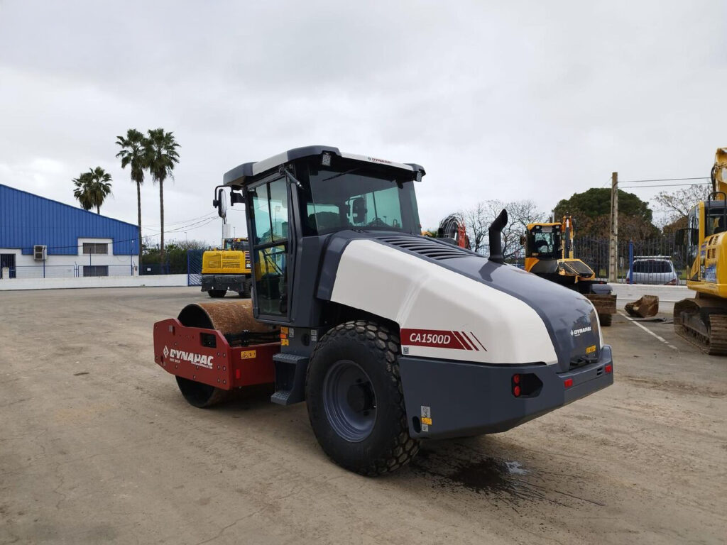 vibrocompactador CA1500D dynapac