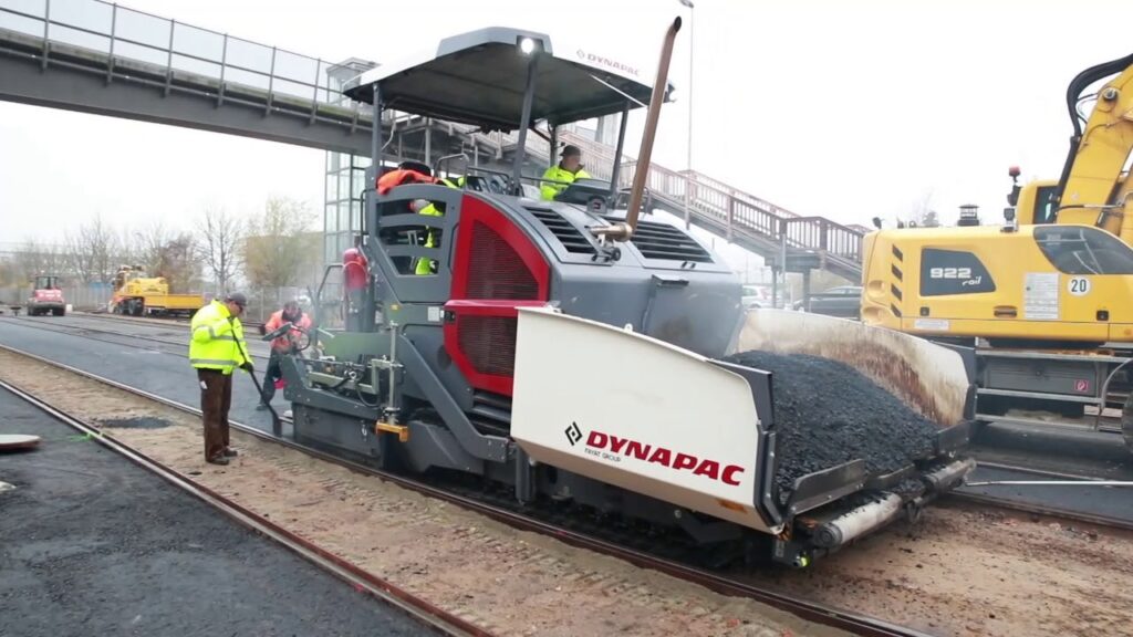 SD2500C Dynapac asfaltadora