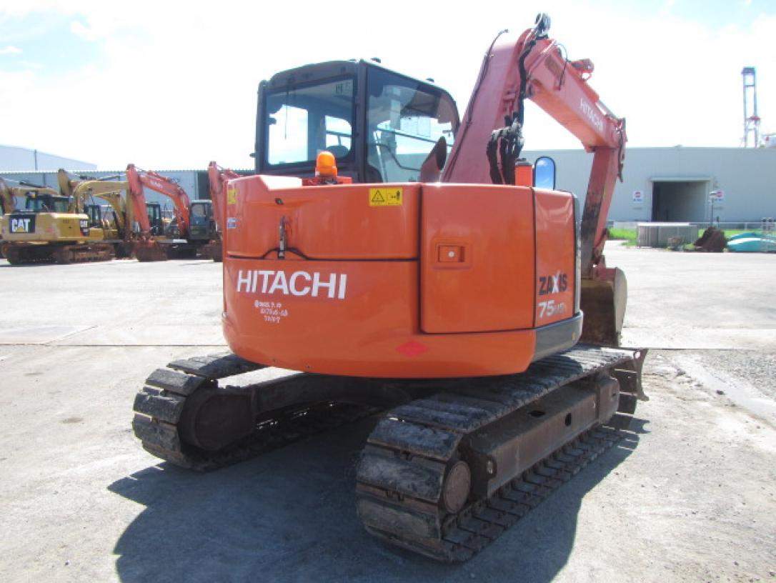 Maquinaria pesada usada excavadora hitachi zx75us-5b sn X0107