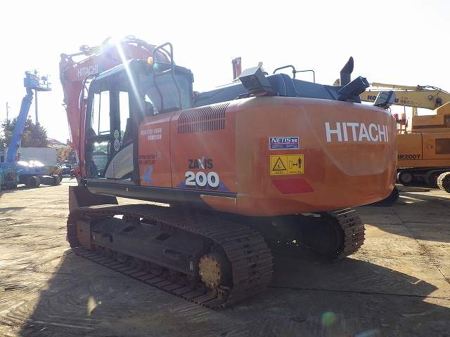 Maquinaria pesada usada Excavadora Hitachi ZX200-6 SN X07147