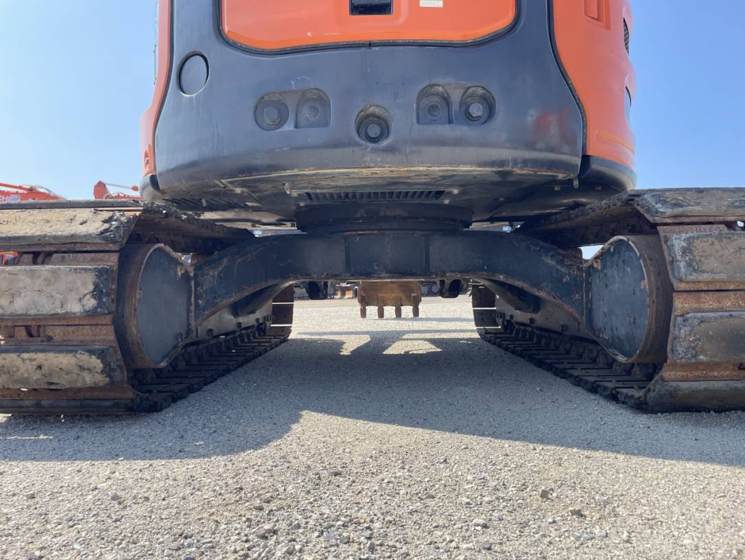 Maquinaria pesada usada Excavadora Hitachi ZX40U-5B SN X2087 (1)