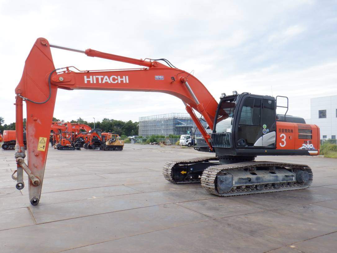 Maquinaria pesada usada excavadora Hitachi ZX240-6 SN X0238 (1)