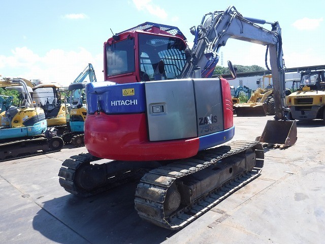 Maquinaria pesada usada Excavadora Hitachi ZX75USK-5B SN X1118 (1)