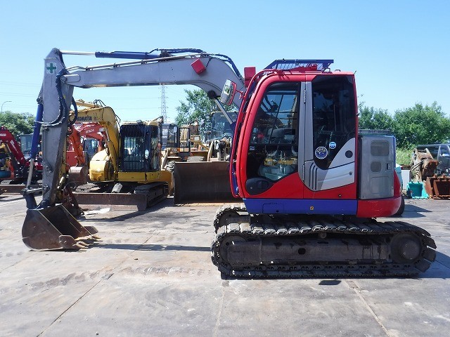 Maquinaria pesada usada Excavadora Hitachi ZX75USK-5B SN X1118 (1)