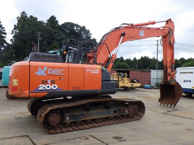 Maquinaria pesada usada Excavadora Hitachi ZX200-6 SN X02227 (73)