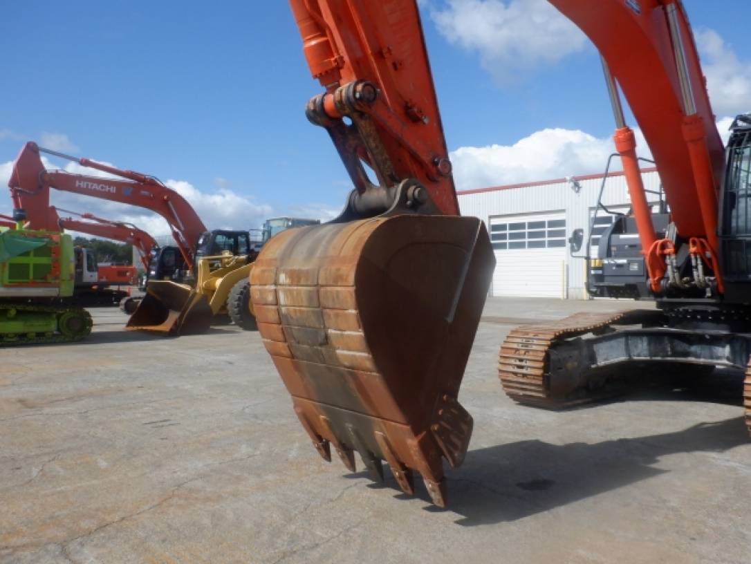 Maquinaria pesada usada Excavadora Hitachi ZX350LCK-6 SN X0337 (1)