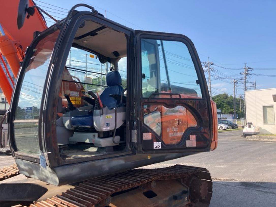 Maquinaria pesada usada excavadora Hitachi ZX200X-5B SN X05969 (1)