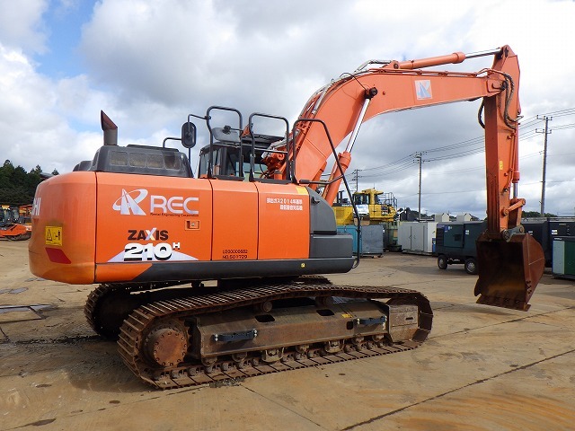 Maquinaria pesada usada Excavadora HItachi ZX300-6A SN X00038 (1)