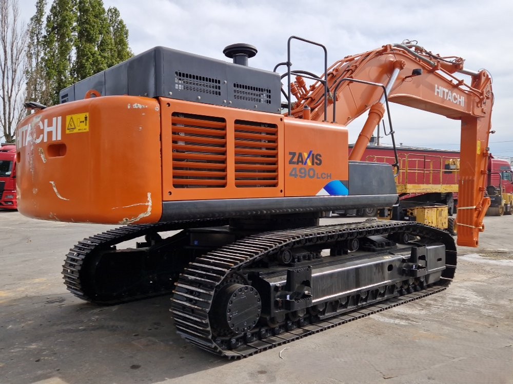 Maquinaria pesada usada excavadora Hitachi ZX490LCH-5A SN X1250 (1)