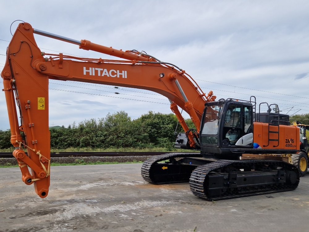 Maquinaria pesada usada excavadora Hitachi ZX490LCH-5A SN X1250 (1)