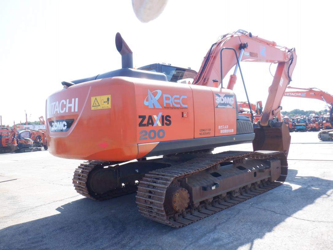 maquinaria pesada usada excavadora Hitachi ZX200X-5 SN X05452