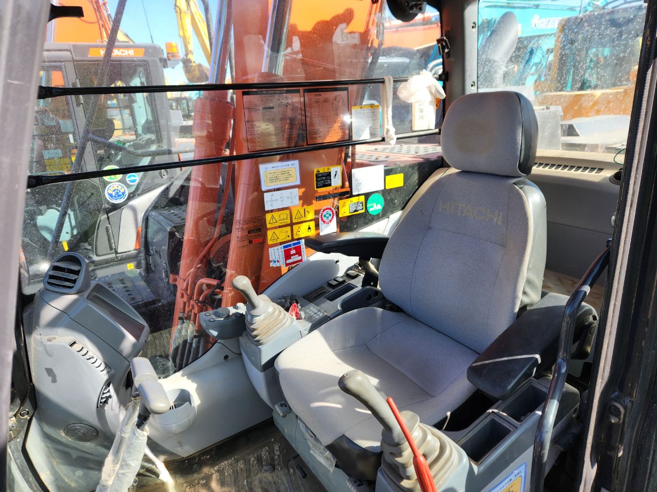 EXCAVADORA HITACHI ZX120-6 SN X11242