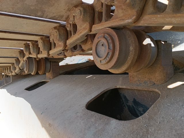 EXCAVADORA HITACHI ZX200-5B SN X03466
