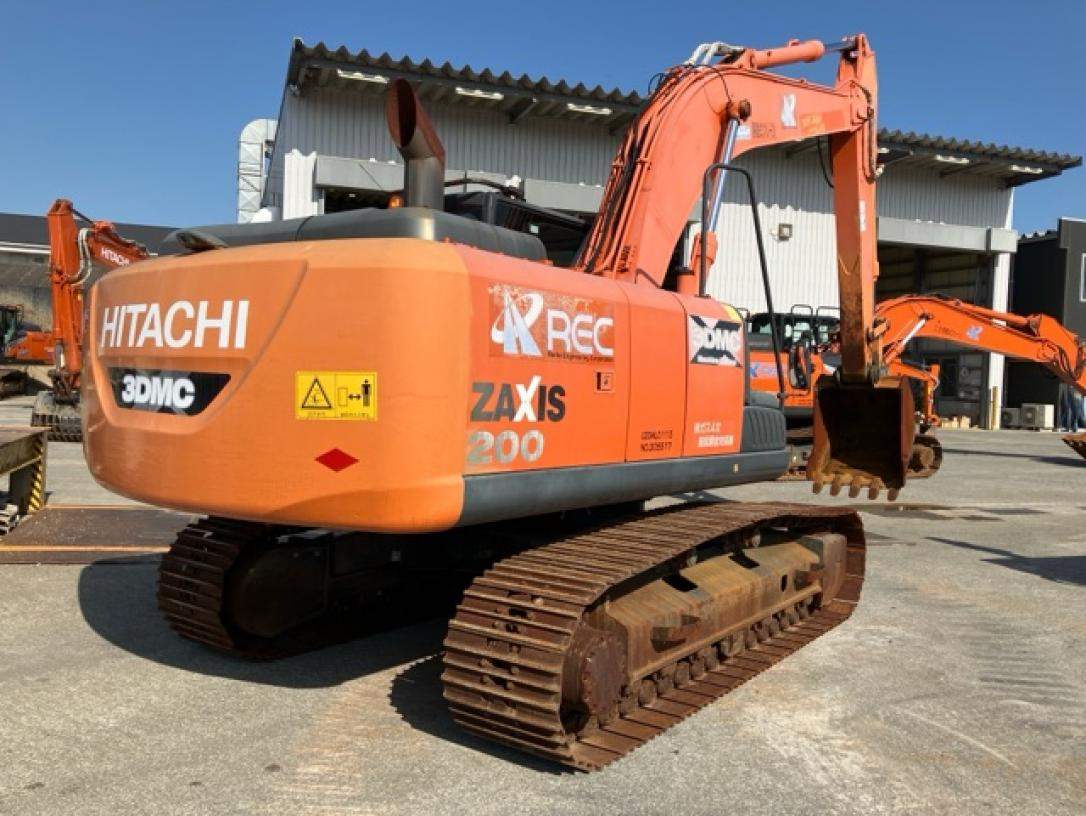 EXCAVADORA HITACHI ZX200X-5B SN X05517