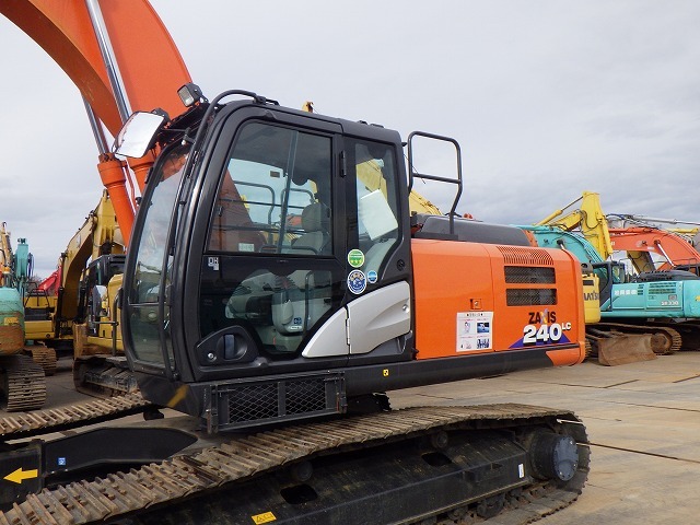 Excavadora HITACHI ZX240LC-6 SN X0111