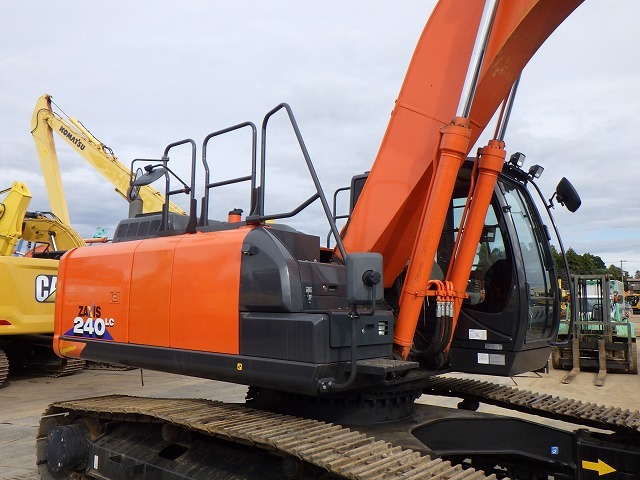 Excavadora HITACHI ZX240LC-6 SN X0111