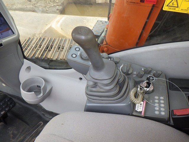 Excavadora HITACHI ZX240LC-6 SN X0111