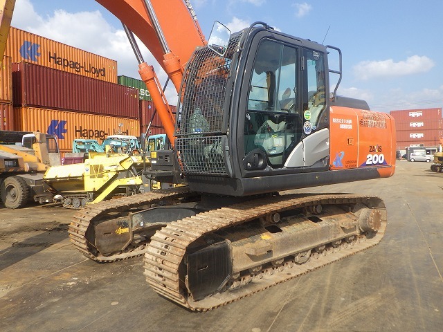 EXCAVADORA HITACHI ZX200-6 SN X09606