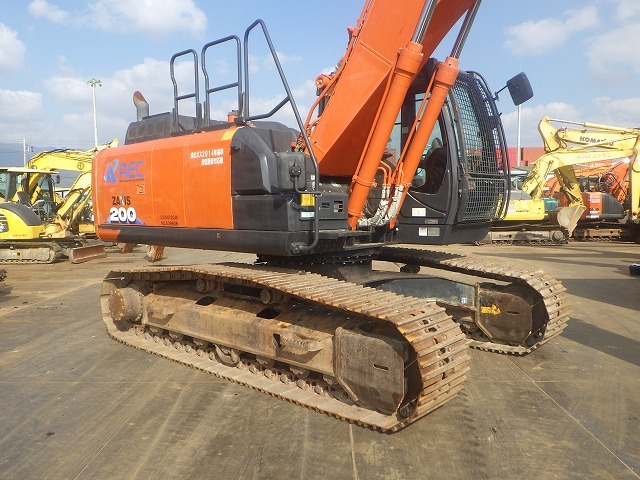 EXCAVADORA HITACHI ZX200-6 SN X09606