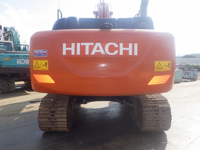 EXCAVADORA HITACHI ZX200-6 SN X09606