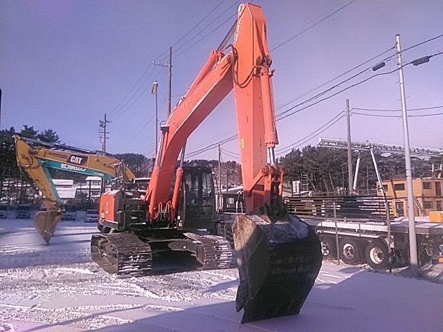 EXCAVADORA HITACHI ZX200-6 SN X02880