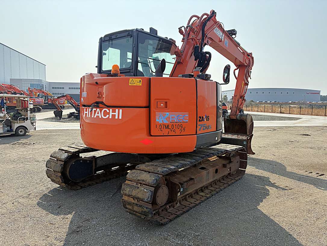 EXCAVADORA HITACHI ZX75US-5B SN X6327