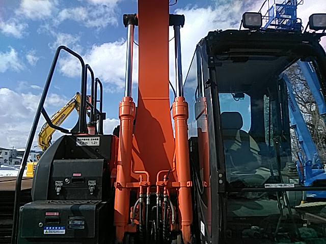 EXCAVADORA HITACHI ZX120-6 SN X05235