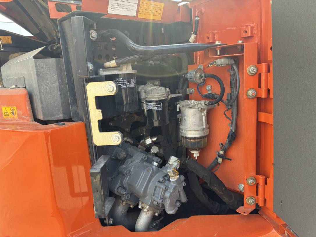 EXCAVADORA HITACHI ZX75US-5B SN X4126