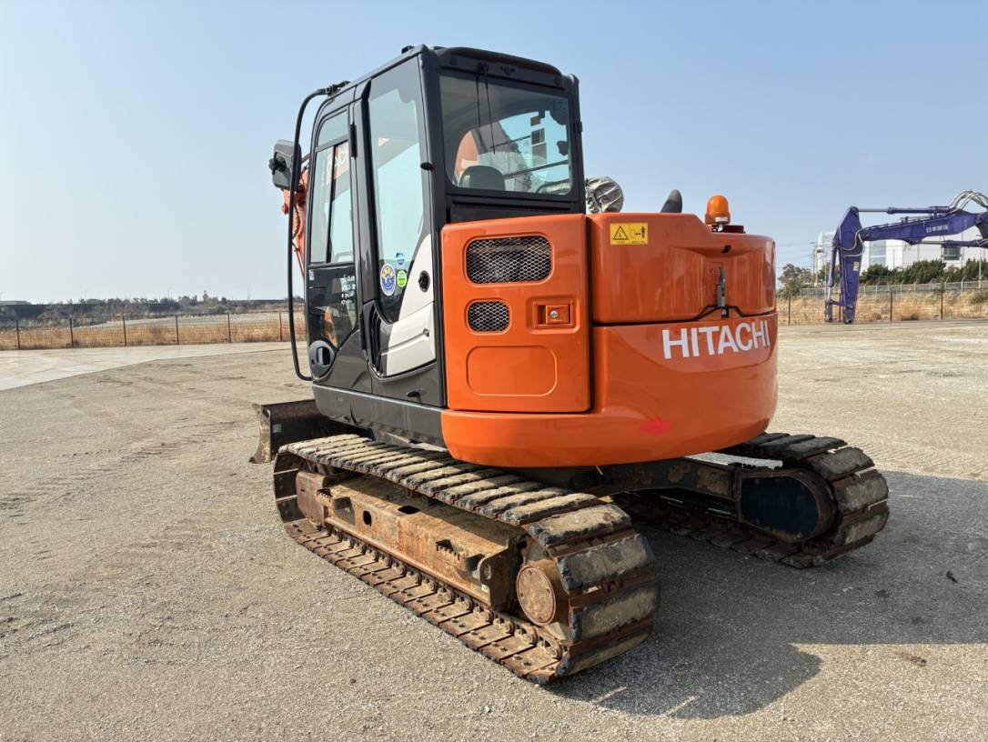 EXCAVADORA HITACHI ZX75US-5B SN X4126