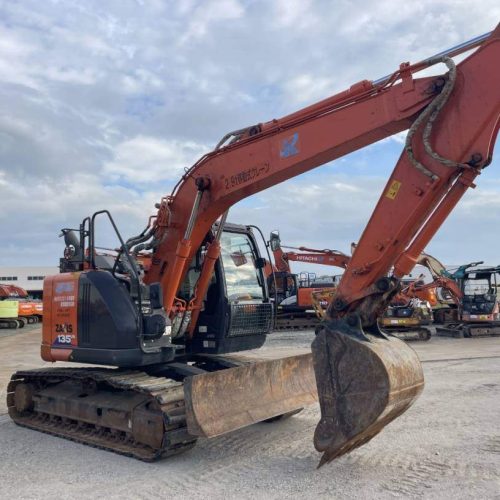 Excavadora HITACHI ZX135US-6 SN X04022