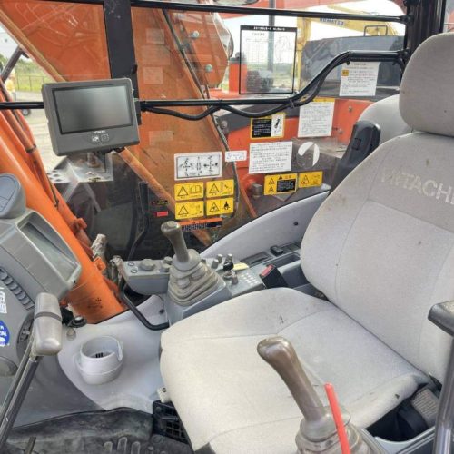 Excavadora HITACHI ZX135US-6 SN X04022