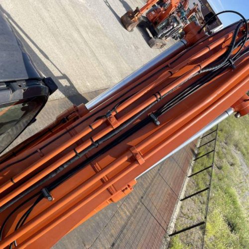 EXCAVADORA HITACHI ZX200-6 SN X11115