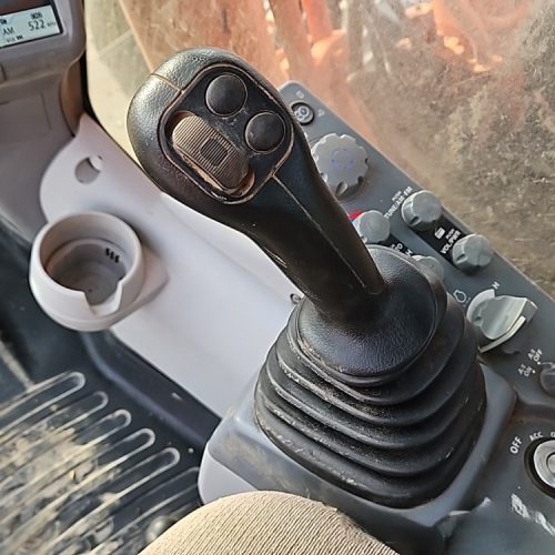 Excavadora HITACHI ZX210LC-6 SN X07205