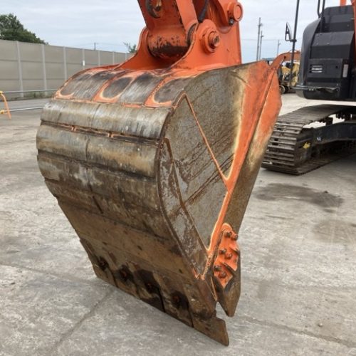 Excavadora HITACHI ZX225USRK-5B SN X01552