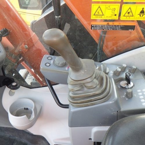 Excavadora HITACHI ZX75US-5B SN X2617