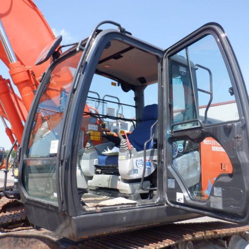 Maquinaria pesada Usada excavadora Hitachi ZX200-6 SN X 02709 (1)