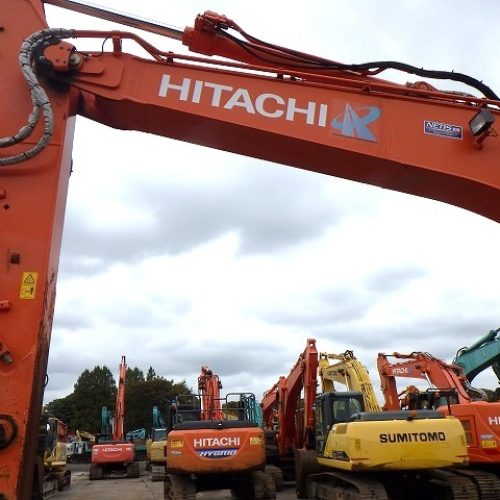 Maquinaria pesada usada Excavadora Hitachi ZX200-6 SN X02227 (73)