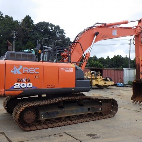 Maquinaria pesada usada Excavadora Hitachi ZX200-6 SN X02227 (73)