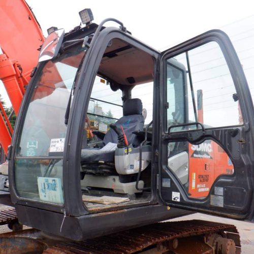 Maquinaria pesada usada Excavadora Hitachi ZX200X-5B SN X07487 (1)